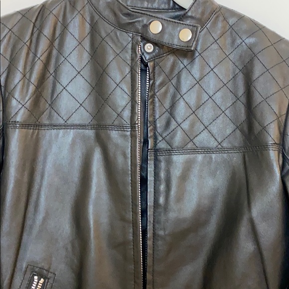 Women’s Moda International Genuine Leather Jacket - Picture 2 of 5